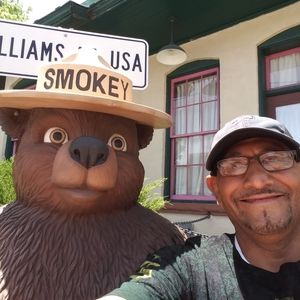 Meet your Posher, Adam